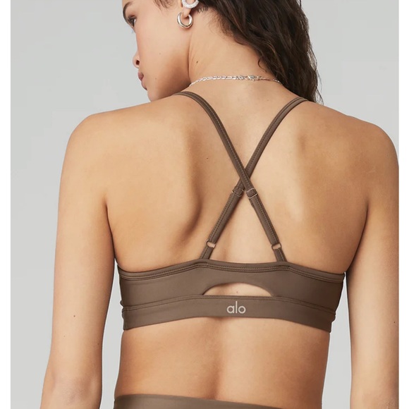 NWT Alo Yoga Airlift Intrigue Bra in Hot Cocoa - Picture 2 of 9